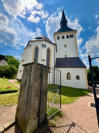 Kostel - okolí domu  - Prodej domu 190 m², Altenberg