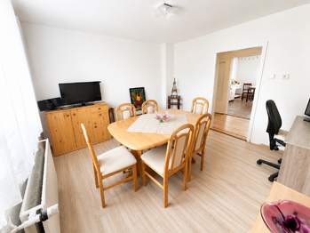 Jídelna v 1.NP  - Prodej domu 190 m², Altenberg