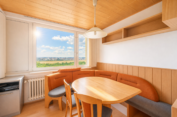 Prodej bytu 3+1 v osobním vlastnictví 82 m², Praha 4 - Chodov