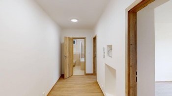 předsíň - Pronájem bytu 2+kk v osobním vlastnictví 50 m², Praha 6 - Dejvice