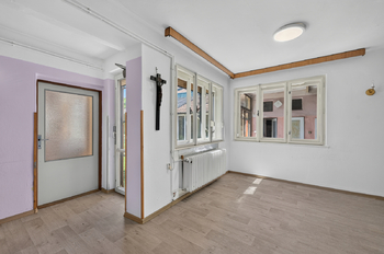 Prodej domu 276 m², Vnorovy