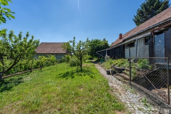Prodej pozemku 697 m², Vnorovy