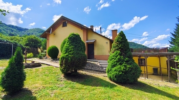 Exteriér - Prodej domu 98 m², Malá Veleň 