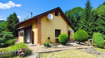 Exteriér - Prodej domu 98 m², Malá Veleň