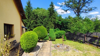 Exteriér - Prodej domu 98 m², Malá Veleň