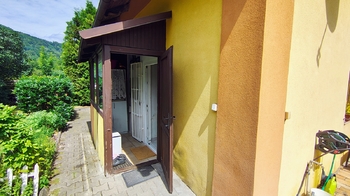 Exteriér - Prodej domu 98 m², Malá Veleň