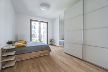 Pronájem bytu 3+kk v osobním vlastnictví 77 m², Praha 5 - Smíchov