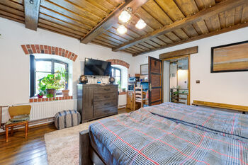 Prodej apartmánu, Všechlapy