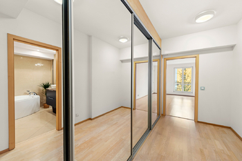 Prodej bytu 4+kk v osobním vlastnictví 166 m², Praha 4 - Michle