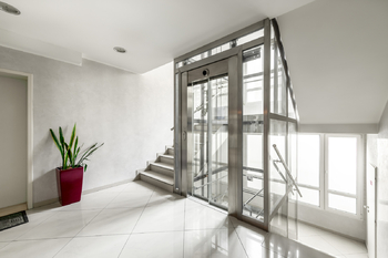 Prodej bytu 4+kk v osobním vlastnictví 166 m², Praha 4 - Michle