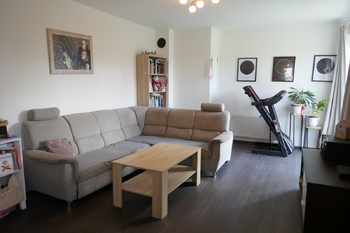 Pohled do obývacího pokoje odkud je východ na terasu - Prodej domu 140 m², Rožmitál pod Třemšínem