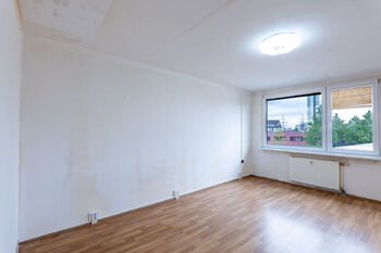 Prodej bytu 3+kk v osobním vlastnictví 75 m², Praha 4 - Kunratice