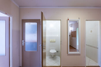 Prodej bytu 3+kk v osobním vlastnictví 75 m², Praha 4 - Kunratice