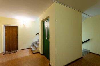 Prodej bytu 3+kk v osobním vlastnictví 75 m², Praha 4 - Kunratice
