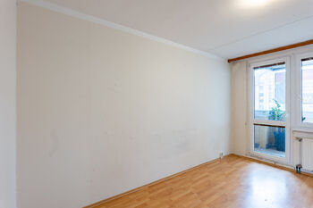 Prodej bytu 3+kk v osobním vlastnictví 75 m², Praha 4 - Kunratice