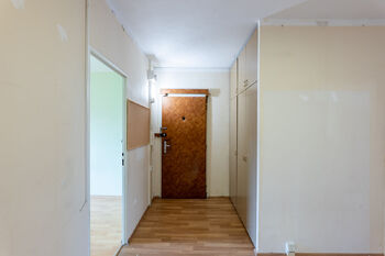 Prodej bytu 3+kk v osobním vlastnictví 75 m², Praha 4 - Kunratice