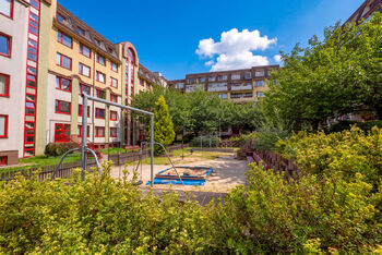 Prodej bytu 3+kk v osobním vlastnictví 75 m², Praha 4 - Kunratice