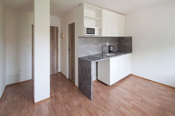 Pronájem bytu 1+kk v osobním vlastnictví 15 m², Kuřim