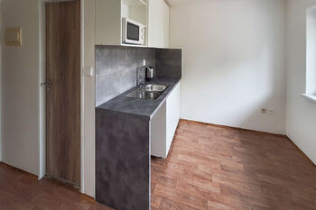 Pronájem bytu 1+kk v osobním vlastnictví 15 m², Kuřim