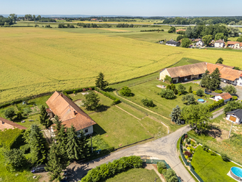 Prodej pozemku 1064 m², Dolní Ředice