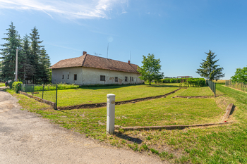 Prodej pozemku 1064 m², Dolní Ředice