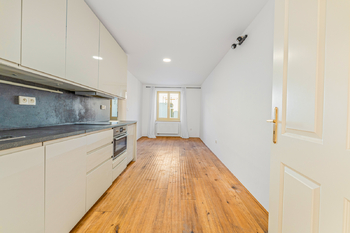 Prodej bytu 2+kk v osobním vlastnictví 58 m², Praha 1 - Nové Město