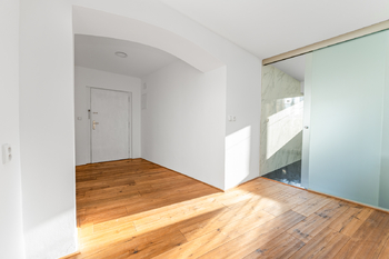 Prodej bytu 2+kk v osobním vlastnictví 58 m², Praha 1 - Nové Město