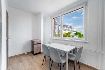 Pronájem bytu 2+1 v osobním vlastnictví 50 m², Rajhrad