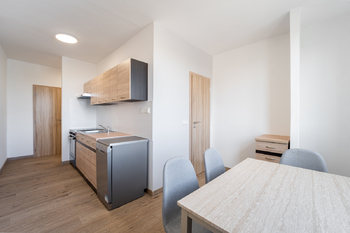Pronájem bytu 2+1 v osobním vlastnictví 50 m², Rajhrad