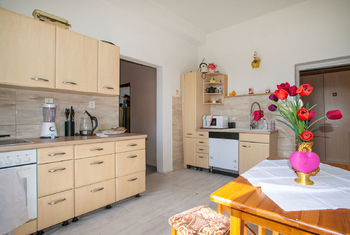 Prodej nájemního (činžovního) domu 780 m², Dolní Habartice