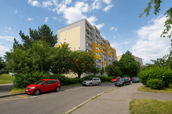 Bytový dům - Pronájem bytu 1+kk v osobním vlastnictví 35 m², Praha 4 - Chodov
