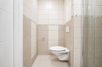Koupelna - Pronájem bytu 1+kk v osobním vlastnictví 35 m², Praha 4 - Chodov