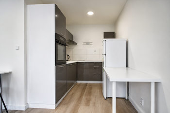 Kuchyňský kout - Pronájem bytu 1+kk v osobním vlastnictví 35 m², Praha 4 - Chodov