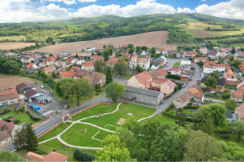 areál a okolí - Prodej ubytovacího zařízení 1360 m², Blšany