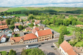 areál a okolí - Prodej ubytovacího zařízení 1360 m², Blšany 