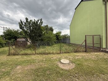 Prodej pozemku 857 m², Ivanovice na Hané