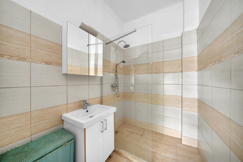 Prodej domu 195 m², Praha 6 - Řepy