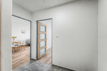 Prodej bytu 2+kk v osobním vlastnictví 45 m², Praha 8 - Střížkov