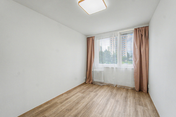 Prodej bytu 2+kk v osobním vlastnictví 45 m², Praha 8 - Střížkov