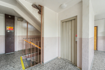 Prodej bytu 2+kk v osobním vlastnictví 45 m², Praha 8 - Střížkov