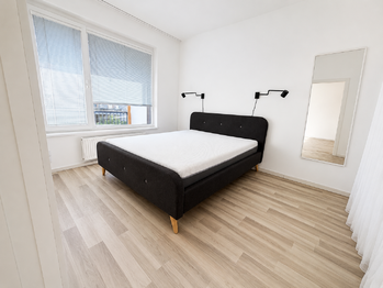 Pronájem bytu 2+kk v osobním vlastnictví 53 m², Praha 9 - Hloubětín