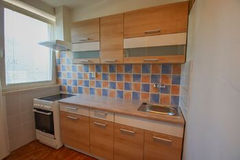 kuchyňský kout - Pronájem bytu 1+kk v osobním vlastnictví 31 m², České Budějovice