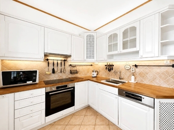Kuchyně - Pronájem bytu 3+1 v osobním vlastnictví 79 m², České Budějovice