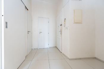 Pronájem bytu 2+kk v osobním vlastnictví 43 m², Praha 4 - Nusle