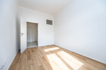 Pronájem bytu 2+kk v osobním vlastnictví 43 m², Praha 4 - Nusle