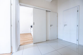 Pronájem bytu 2+kk v osobním vlastnictví 43 m², Praha 4 - Nusle