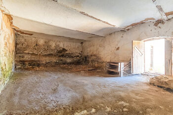Prodej pozemku 2388 m², Svéradice