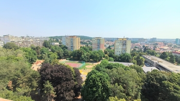 Pronájem bytu 1+1 v družstevním vlastnictví 33 m², Praha 8 - Kobylisy