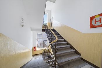 Prodej kancelářských prostor 61 m², Karlovy Vary
