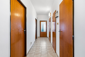 Prodej domu 201 m², Bukovany